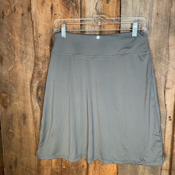 Willit Gray Skort - Size Small - Picture 2 of 8